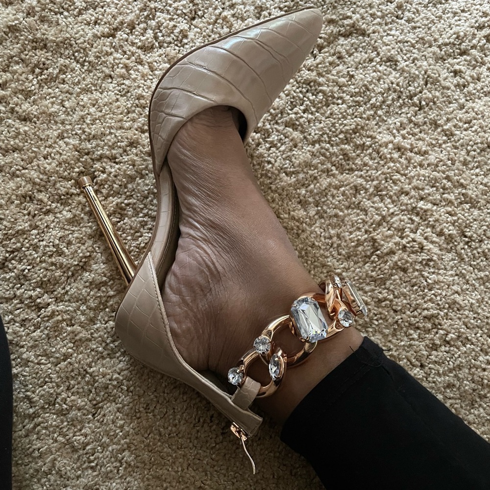 Brand New Nude Croc Pumps w/ Jewel Ankle Strap - Size 7.5